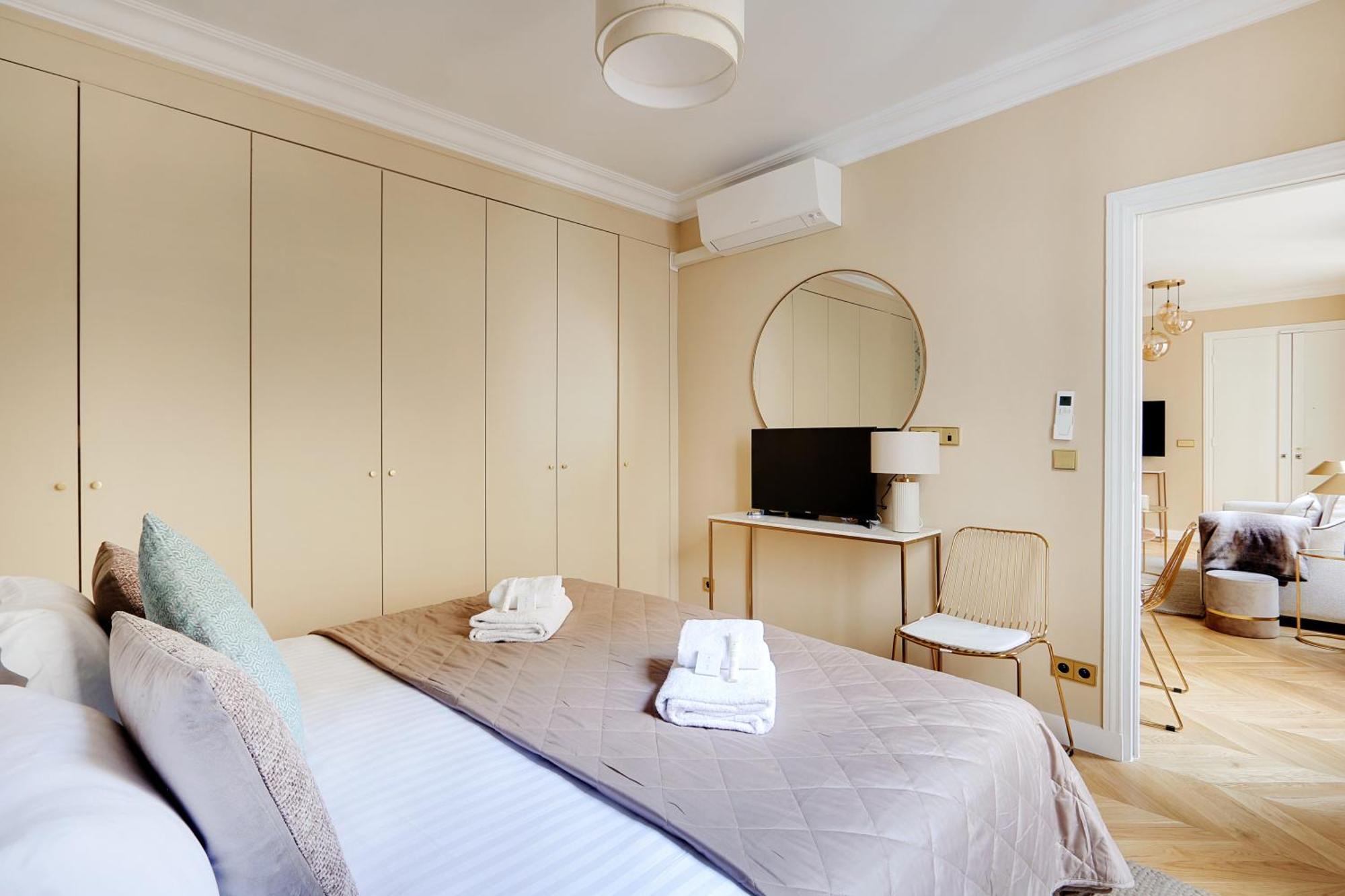 Pick A Flat'S Apartments In Opera Saint Lazarre - Rue De L'Isly 파리 외부 사진